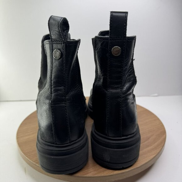 Steve Madden Black Leather Chelsea-Style LOLLA Ankle‎ Boots Size 10M Rubber Sole - Picture 4 of 9